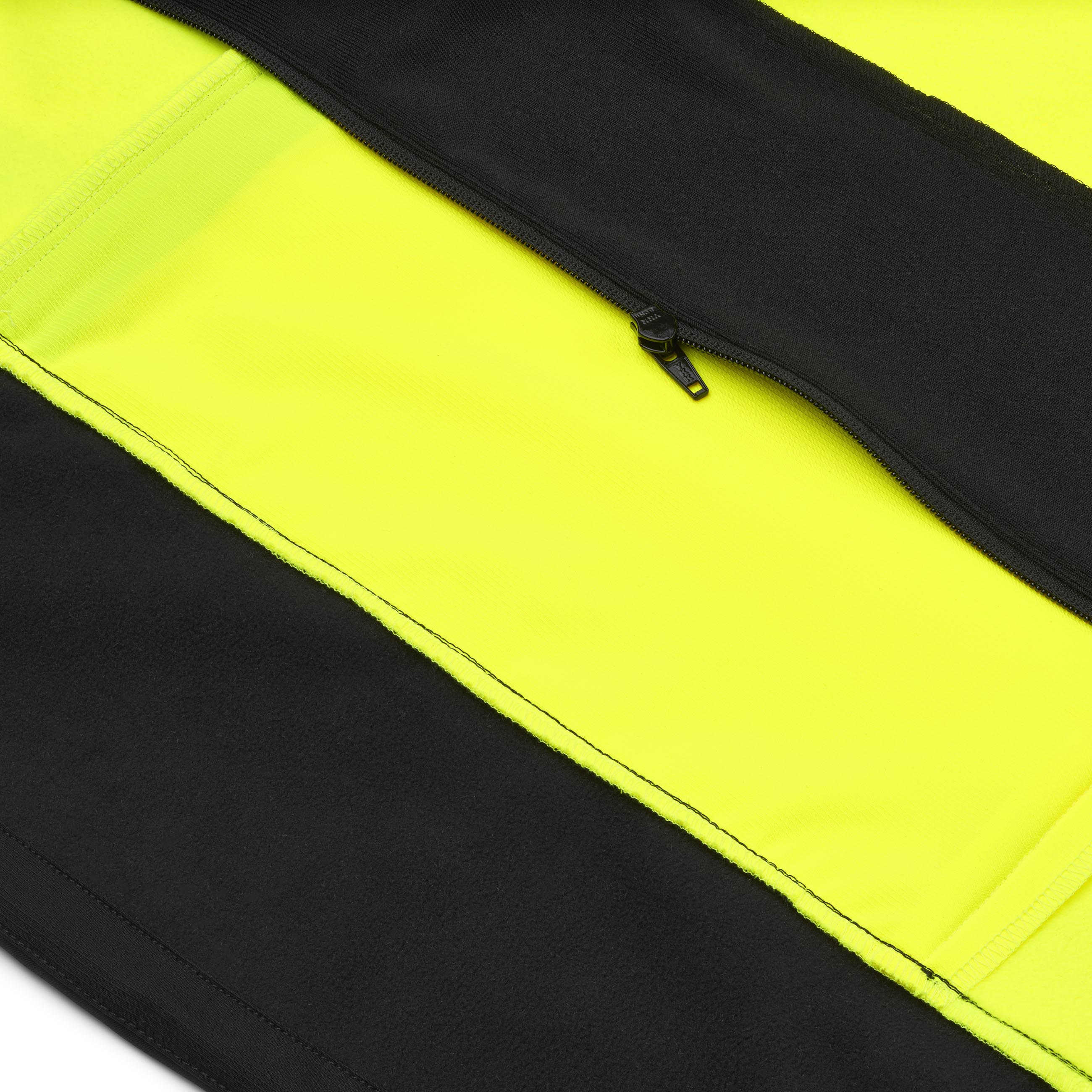 PERFORMANCE softshell